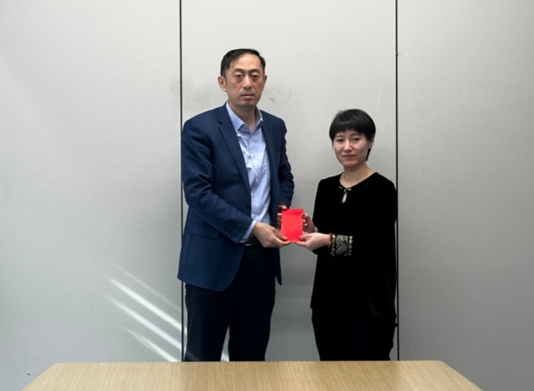 21职业发展公司