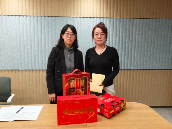 7党委书记、总经理李双慰问上海公司困难党员群众