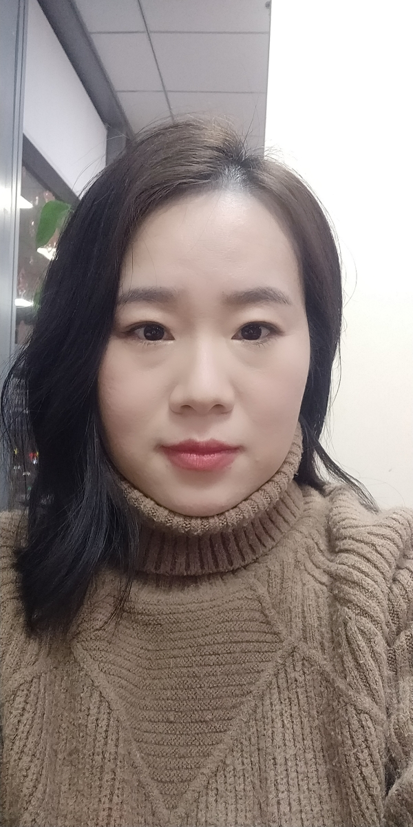 何秋红1